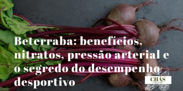 beterraba benefícios — beterrabas vermelhas Beta vulgaris cortadas com sumo rico em nitratos para óxido nítrico