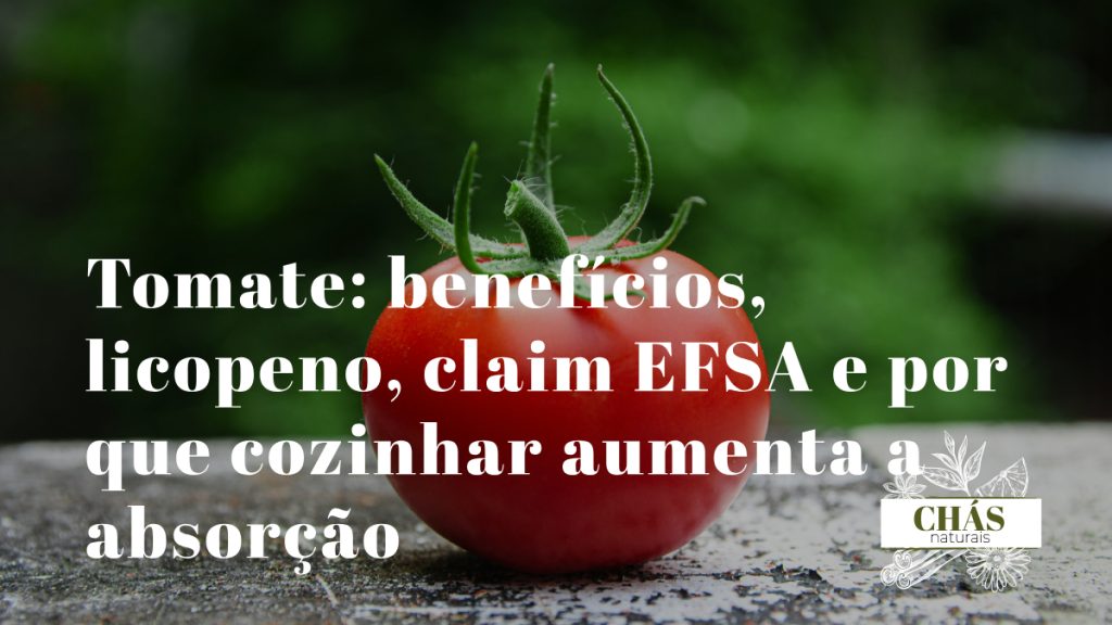 tomate benefícios — tomates vermelhos maduros Solanum lycopersicum cortados ricos em licopeno