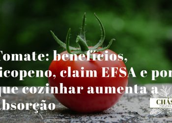 tomate benefícios — tomates vermelhos maduros Solanum lycopersicum cortados ricos em licopeno